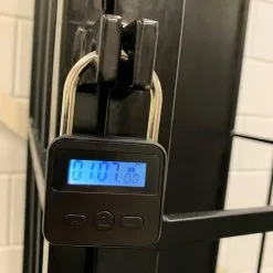 MAE-Toys Zwaar BDSM Timer Slot - Black Voor Opsluiting En (self)bondage Van Uw Slaaf