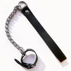 Saxos BDSM Toys Willy Leash - Echt Lederen Penisriem Aan Stalen Ketting -C&B Toys Verkoopwinkel leather willy leash sm