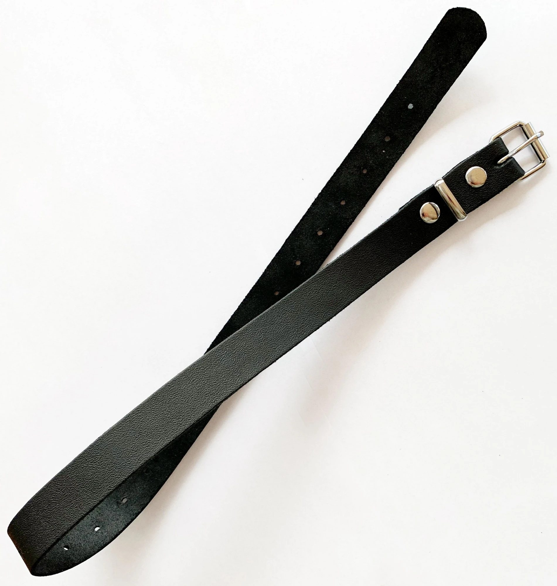 Saxos BDSM Toys Smalle Zwarte Lederen Collar Van Saxos 4 Saxos BDSM Toys Smalle Zwarte Lederen Collar Van Saxos - Afbeelding 2