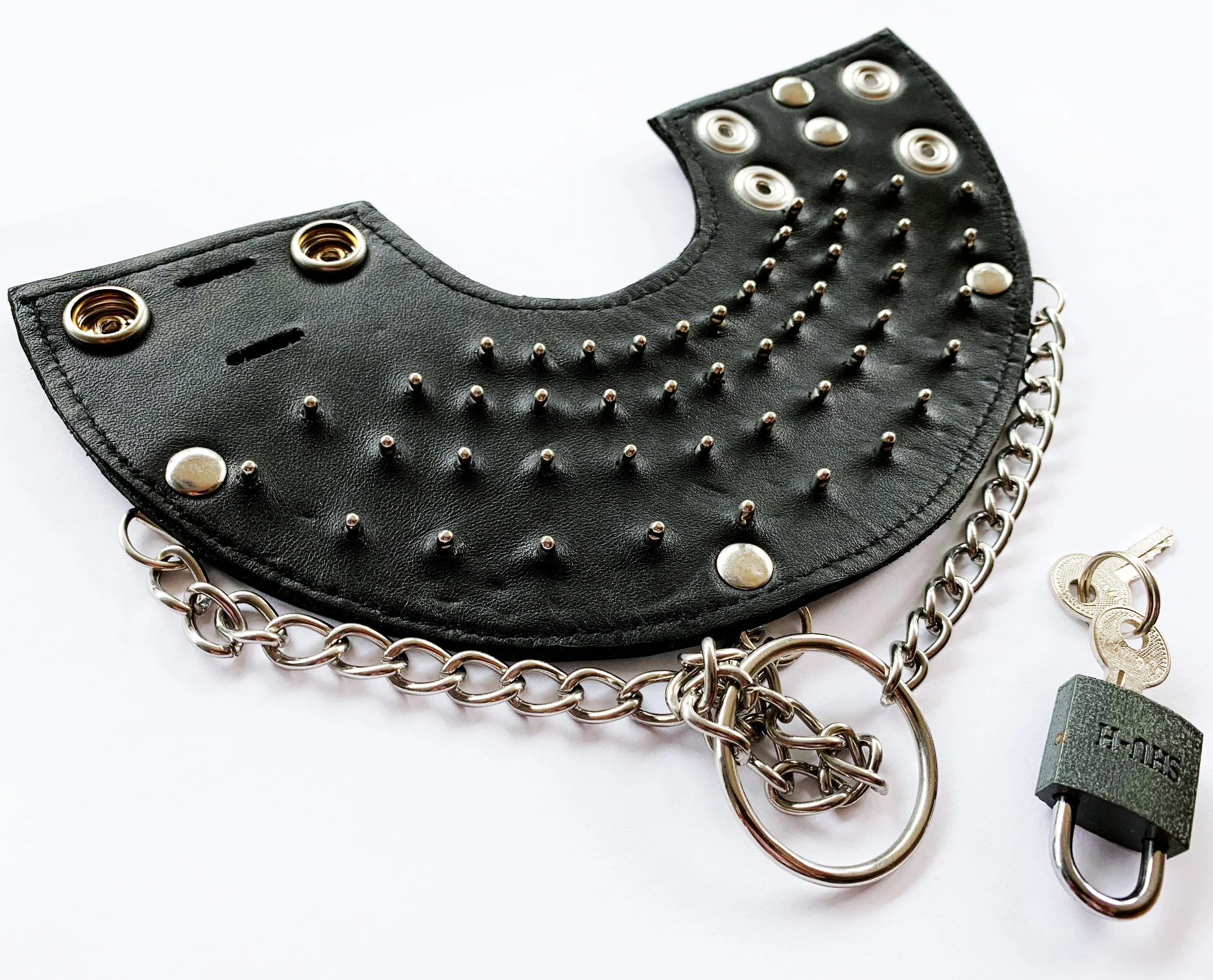 Afsluitbare Lederen Spiked Parachute Balzakstretcher Van Black Label 4 Afsluitbare Lederen Spiked Parachute Balzakstretcher Van Black Label - Afbeelding 2