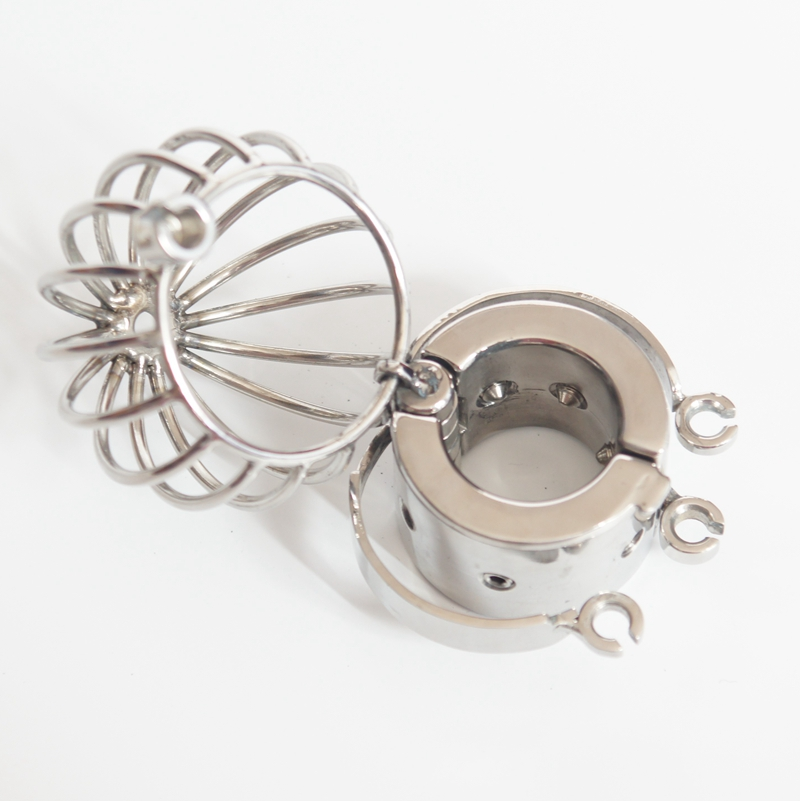 MAE-Toys Stainless Steel Ball Stretchers With Torture Screw Pins And Cage 5 MAE-Toys Stainless Steel Ball Stretchers With Torture Screw Pins And Cage - Afbeelding 3