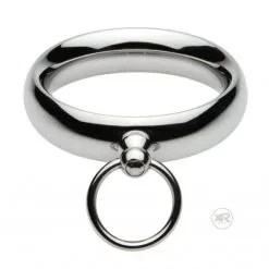 Master Series Lead Me Stainless Steel Cock Ring - 1.75 Inch -C&B Toys Verkoopwinkel xr ae472 closeup